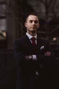 Equity research analyst